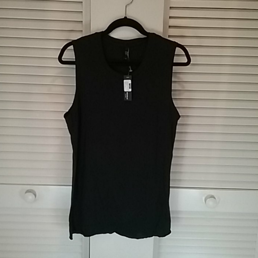 🔷️*Black Scoop Muscle Tee
